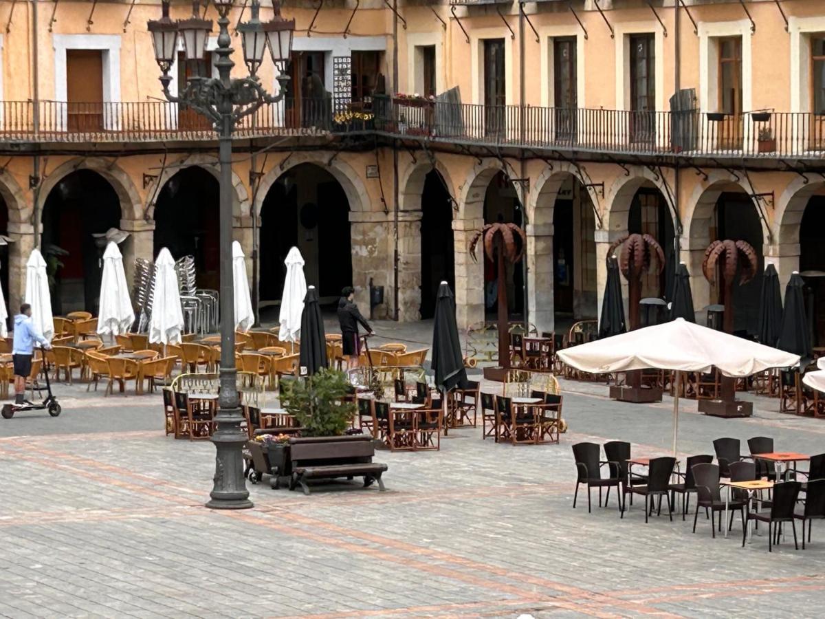 Plaza Mayor Leon - Bohemia Kültér fotó